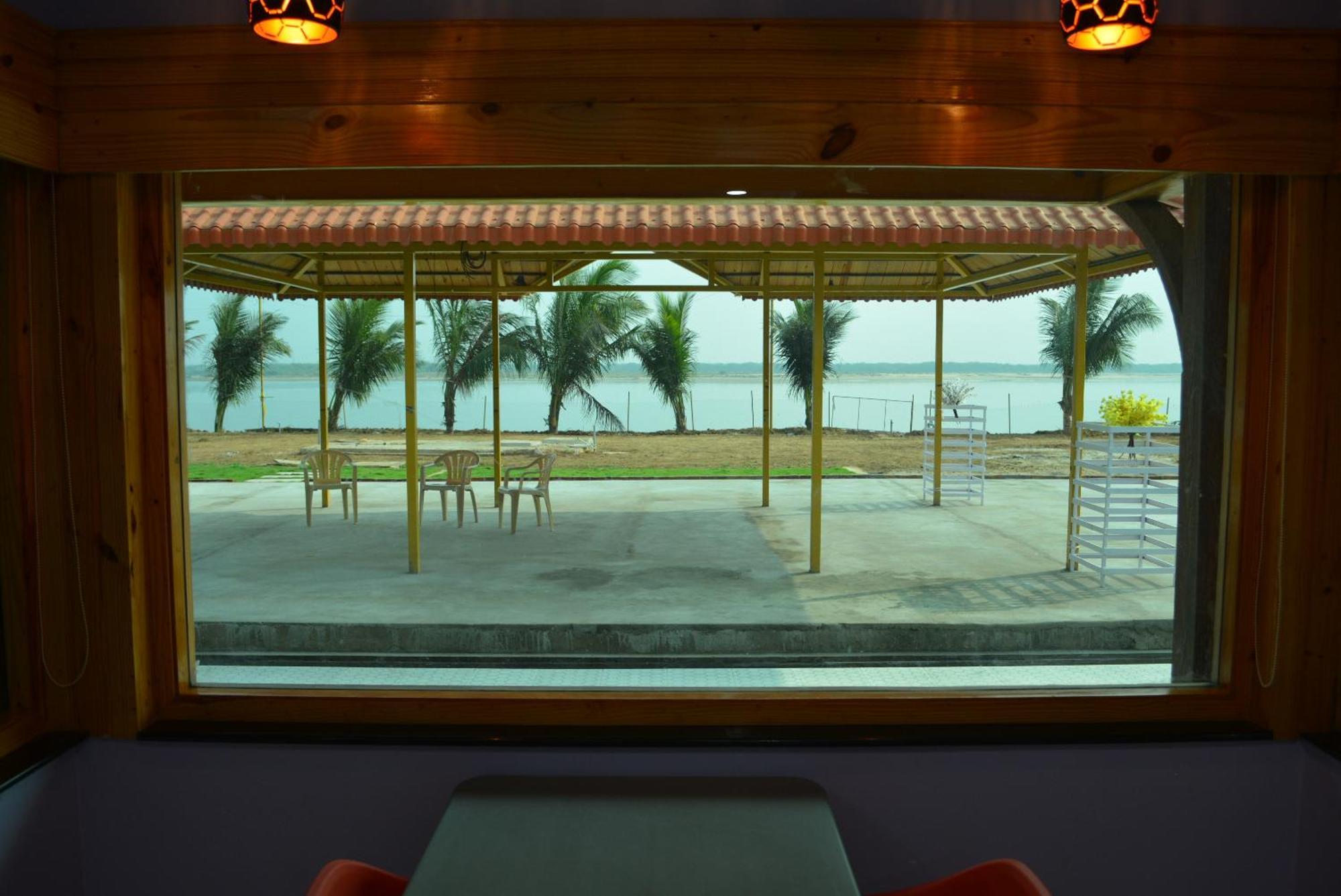 Yanam Resorts Exterior foto
